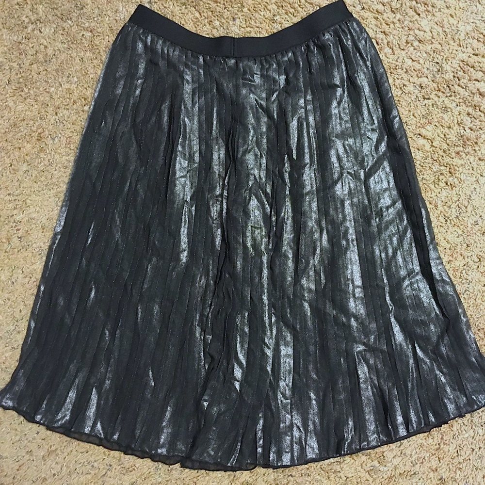 NWT Old Navy Pleated Metallic Midi Skirt